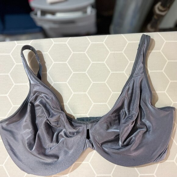 Lilyette by Bali Plunge Into Comfort Minimizer Bra - Silver Lining - Size 38DD - Picture 2 of 10